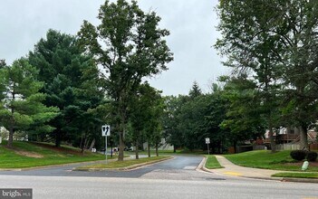 4659 Hallowed Stream in Ellicott City, MD - Building Photo - Building Photo