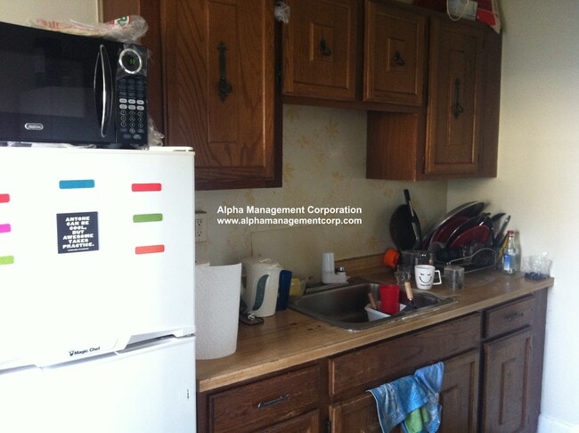 180 Pleasant St, Unit 349-B1-11 in Malden, MA - Building Photo - Building Photo