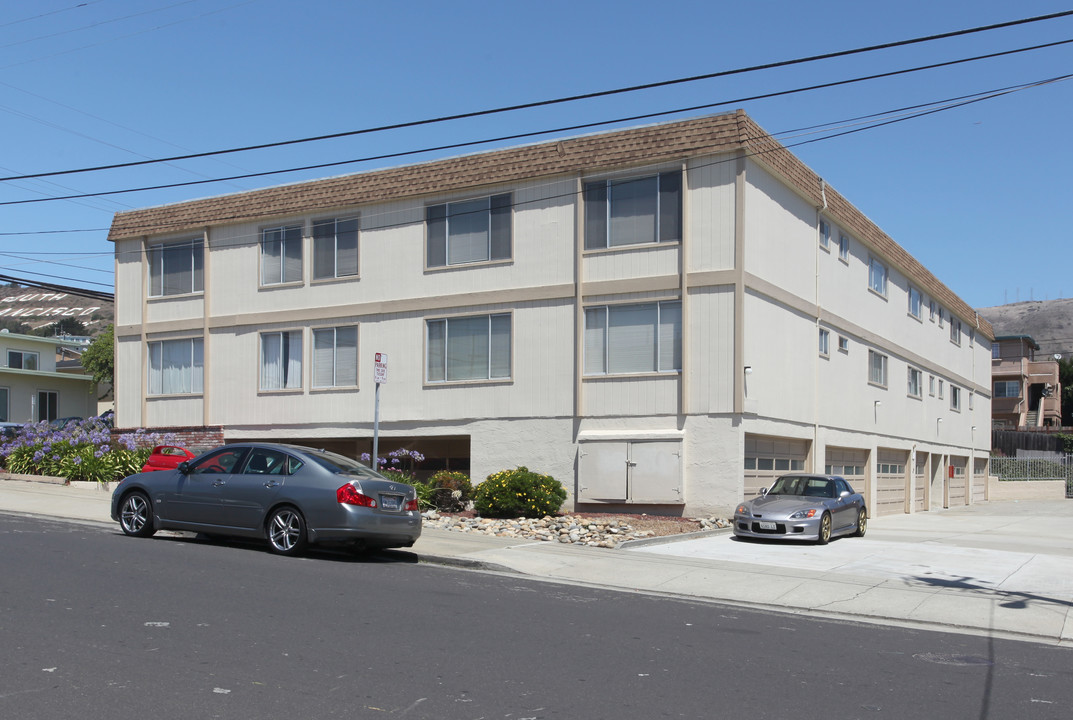 500 Maple Ave in South San Francisco, CA - Building Photo