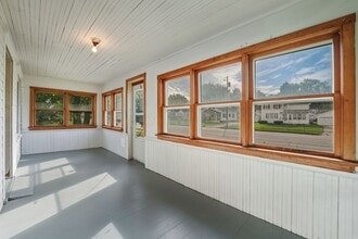 568 W Main St in Mondovi, WI - Building Photo - Building Photo