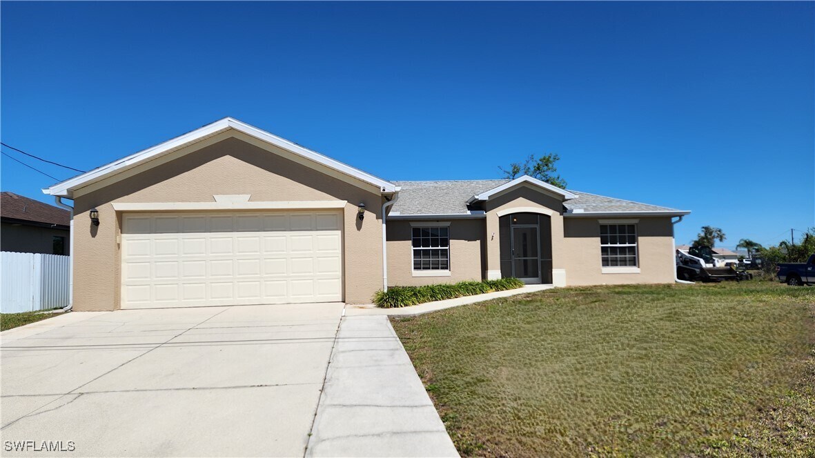 3800 15th St SW in Lehigh Acres, FL - Building Photo