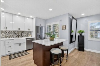 21650 Juego Cir, Unit 21650 Juego Circle 24j in Boca Raton, FL - Building Photo - Building Photo