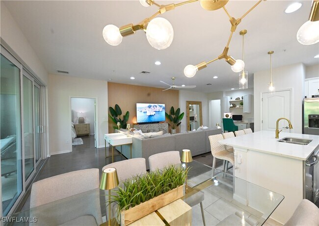 2343 Sheen Ln in Naples, FL - Building Photo - Building Photo
