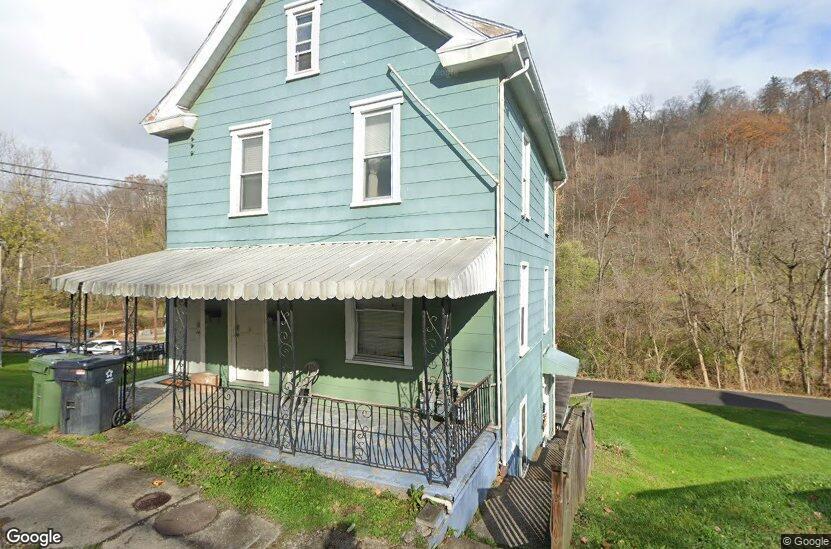 553 Pennsylvania Ave in Morgantown, WV - Building Photo