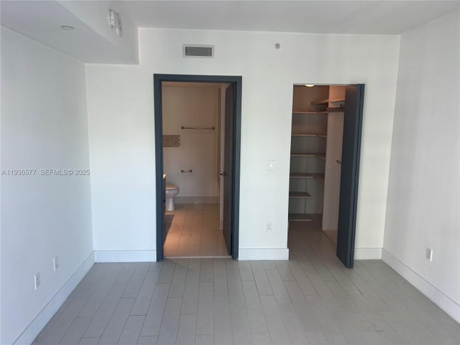 1300 S Miami Ave in Miami, FL - Building Photo - Building Photo