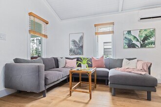 511 41st Ave S in St. Petersburg, FL - Foto de edificio - Building Photo