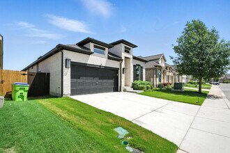 9215 Aggie Run in San Antonio, TX - Building Photo - Building Photo