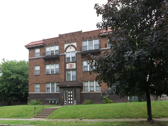 905 E 28th St in Kansas City, MO - Building Photo - Building Photo