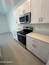 180 Riverfront Wy in Edgewater, FL - Building Photo - Building Photo