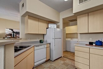 Sonoma Landing in Gilbert, AZ - Foto de edificio - Building Photo