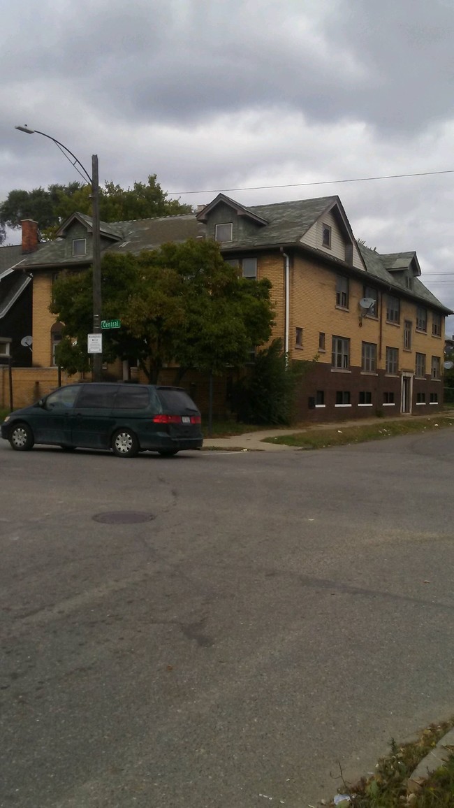 1904 Central St in Detroit, MI - Building Photo - Building Photo