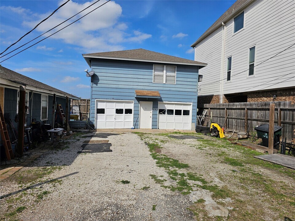 5438 Kansas St in Houston, TX - Building Photo