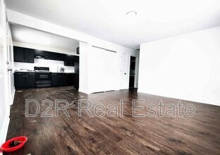 7911 Southfield Dr in Southport, IN - Building Photo - Building Photo