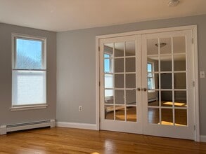 73 River St, Unit 3A in Cambridge, MA - Foto de edificio - Building Photo