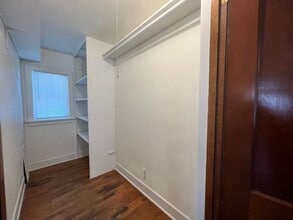 201 Old Mill Rd in Newton, KS - Building Photo - Building Photo