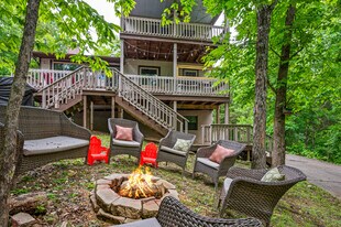 930 Hideaway Hills Cir in Sevierville, TN - Building Photo