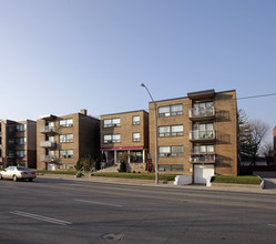 Lynn Laird Apartments in Toronto, ON - Building Photo - Building Photo