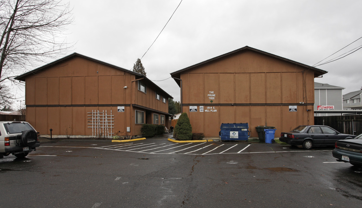 Prune Tree Apartments in Vancouver, WA - Building Photo