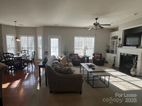 127 Tilton Dr in Mooresville, NC - Building Photo - Building Photo