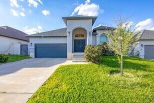 514 Prado Dr in Laredo, TX - Building Photo