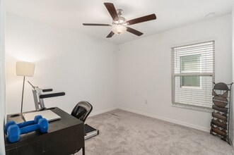 1700 Red Loop in Lakeland, FL - Building Photo - Building Photo