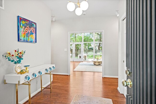 3721 Huntington St NW in Washington, DC - Building Photo - Building Photo