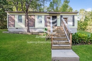 2701 Welland St in Columbia, SC - Building Photo