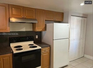 851 NE 207th Terrace, Unit 6101 in Miami, FL - Building Photo - Building Photo