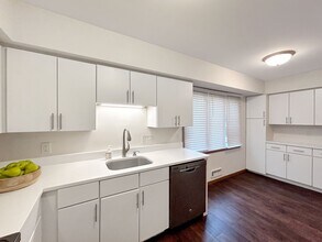 6310 Vernon Ave S in Minneapolis, MN - Building Photo - Building Photo