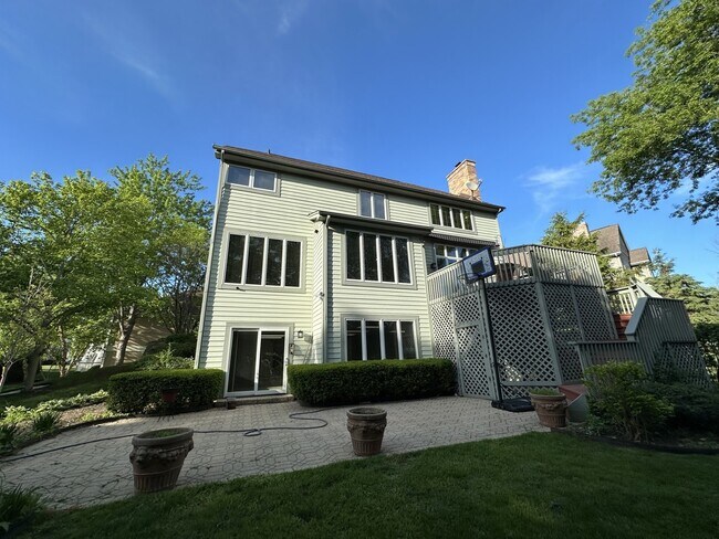 1134 S Hiddenbrook Trail in Palatine, IL - Building Photo - Building Photo