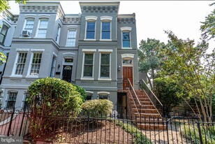 116 9th St SE in Washington, DC - Building Photo