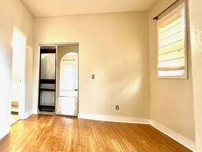 500 Parkway Dr NE in Atlanta, GA - Building Photo - Building Photo