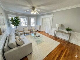 1496 Commonwealth Ave, Unit 4 in Boston, MA - Building Photo