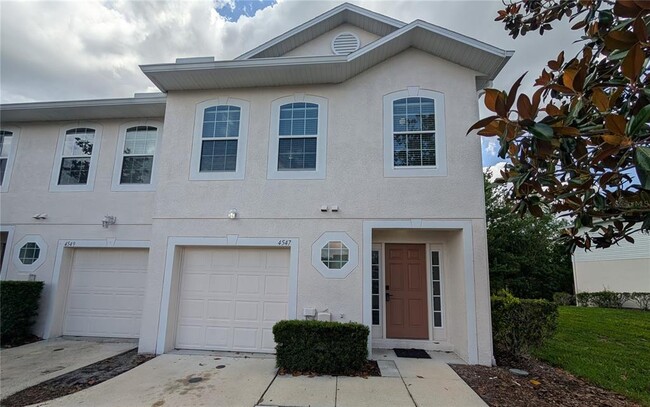 property at 4547 Ashburn Square Dr