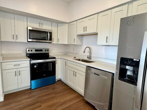 275 N Hilltop Dr in Titusville, FL - Building Photo - Building Photo