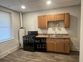 107-109 E Main St in Shiremanstown, PA - Building Photo