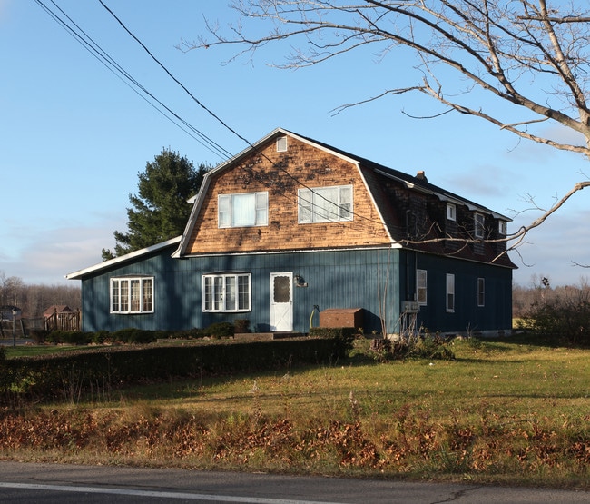 1170 State Route 49 in Constantia, NY - Building Photo - Building Photo