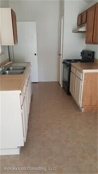 6717 Greenyard Dr photo'