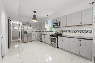 1316 S Millard Ave in Chicago, IL - Building Photo - Building Photo