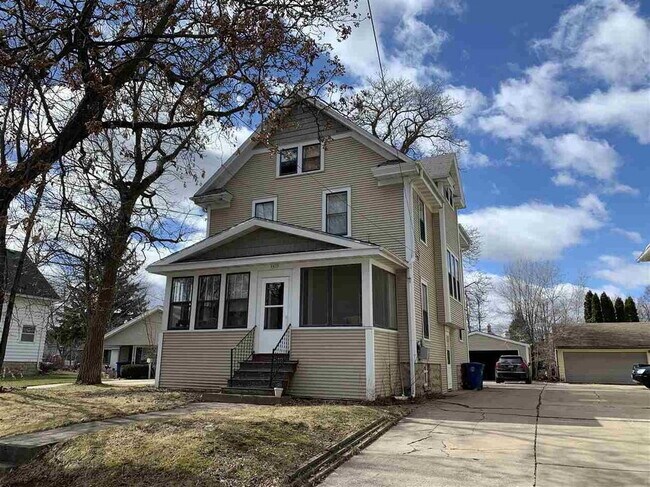 property at 1435 Ohio St