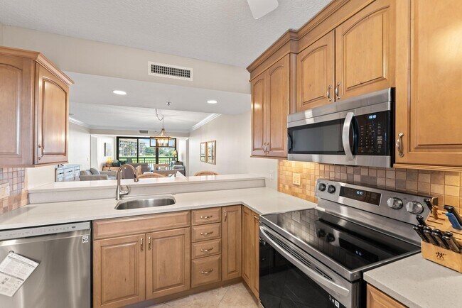 601 S Seas Dr in Jupiter, FL - Building Photo - Building Photo