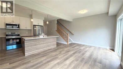 6981 Heathwoods Ave in London, ON - Building Photo - Building Photo