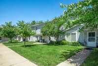 Eagle Pond Townhouses photo'