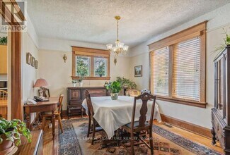 5 Denison Ave in Brampton, ON - Building Photo - Building Photo