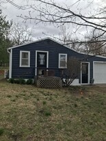 306 S Kirkwood St in Highland, KS - Building Photo