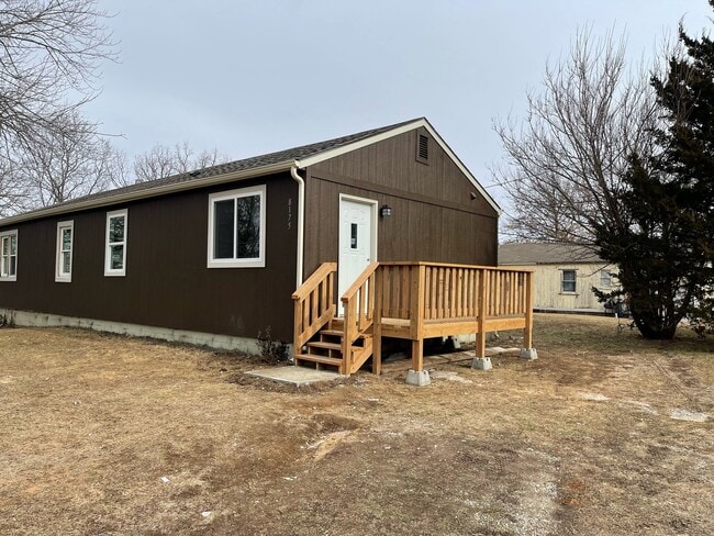 property at 8175 Center Dr