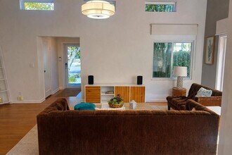 248 Cortez Rd in West Palm Beach, FL - Building Photo - Building Photo