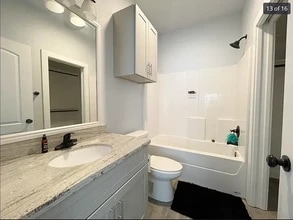 2114 Crescent Pointe Pky in College Station, TX - Building Photo - Building Photo