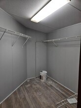 935 Calvert Dr in Clarksville, TN - Building Photo - Building Photo