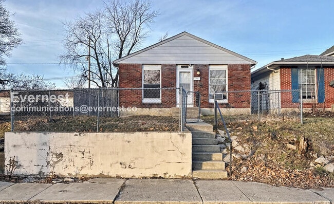 property at 1610 Maryland Ave